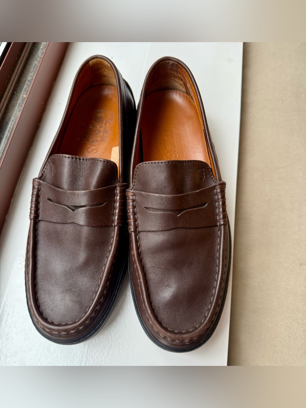 Tod’s men’s brown leather penny loafer UK 6 US 7.5-8